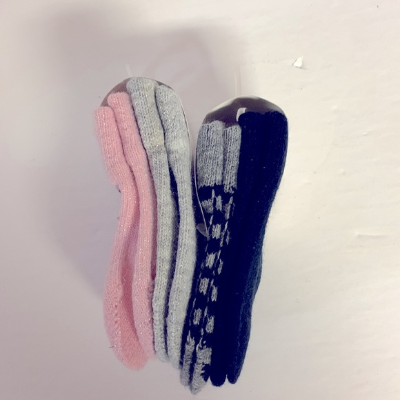 Joe Fresh Baby Mittens 4 pairs - Picture 3 of 3